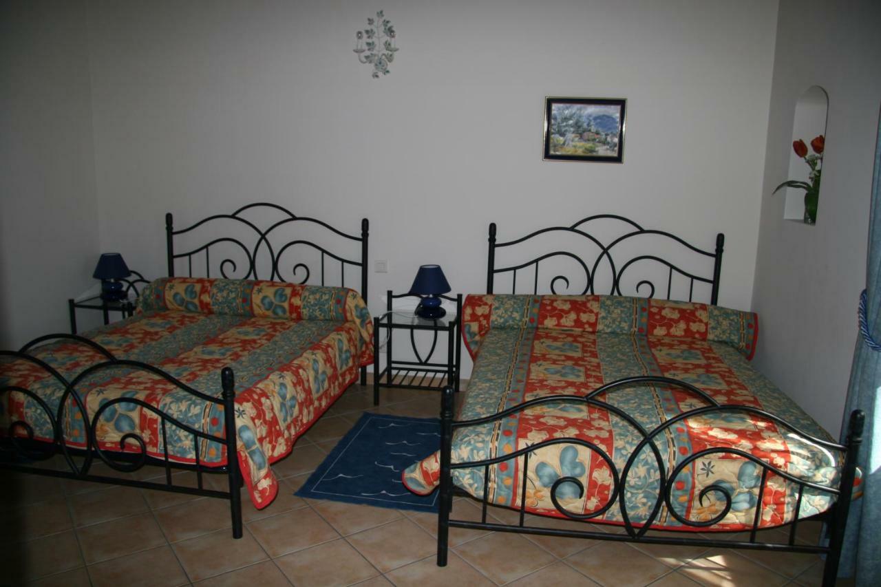 Chambres D'Hotes Lou Jassou Lapanouse-de-Cernon Eksteriør billede
